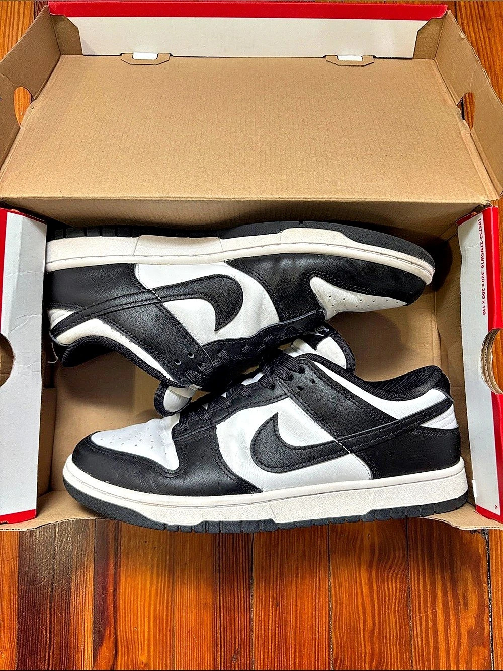 Nike Dunk Low Retro Sneakers Black & White US 9